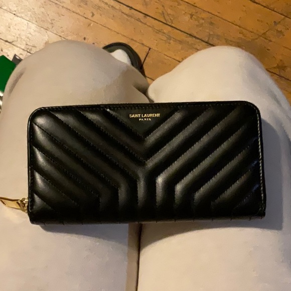 YSL (Saint Laurent) Black Joan Wallet - Picture 1 of 9